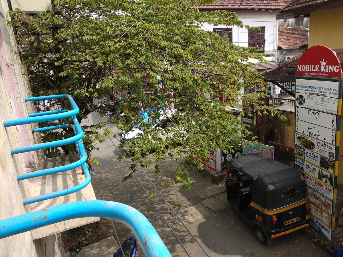 Hotel Park Avenue Kochi Dış mekan fotoğraf