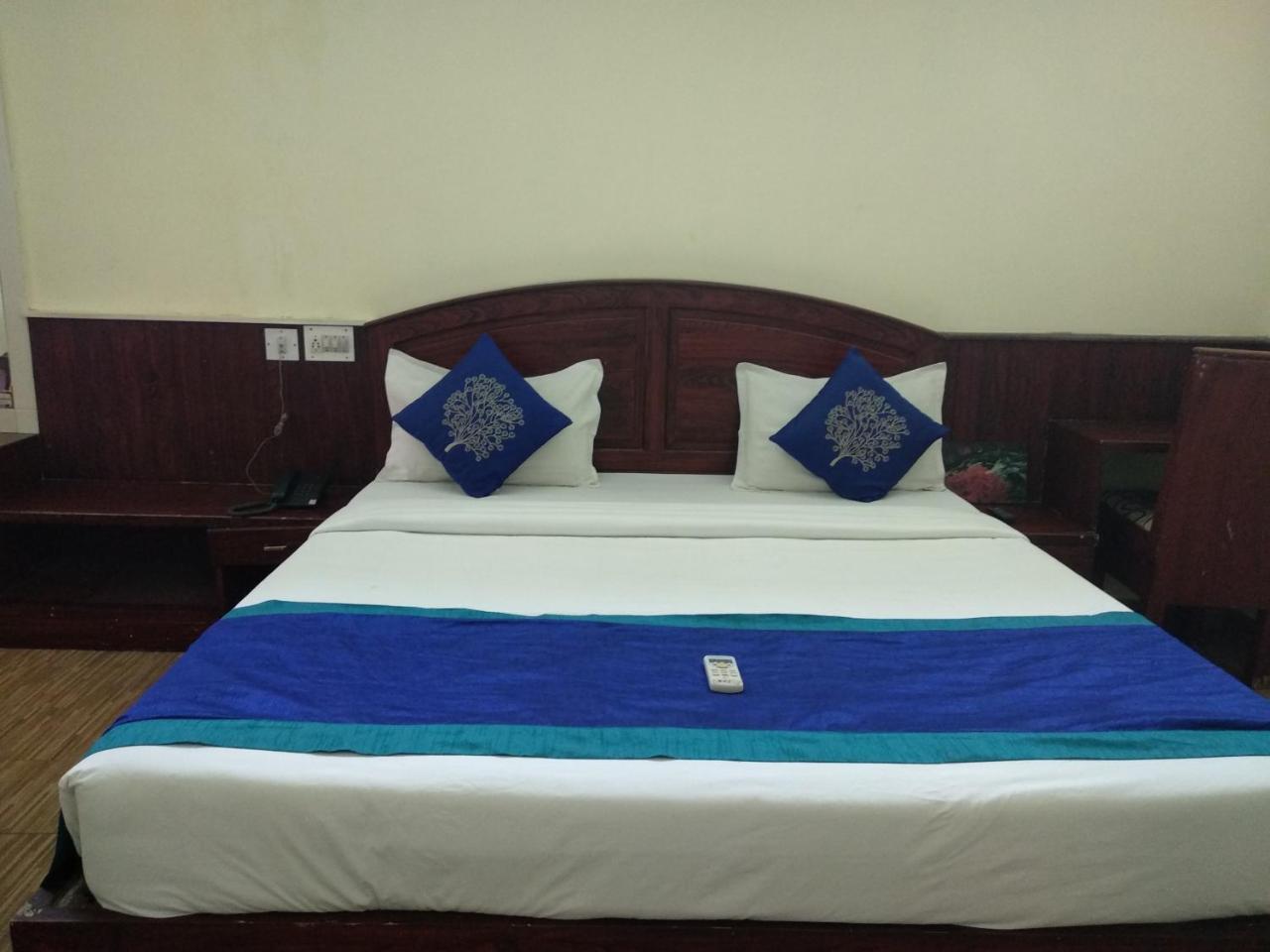 Hotel Park Avenue Kochi Dış mekan fotoğraf